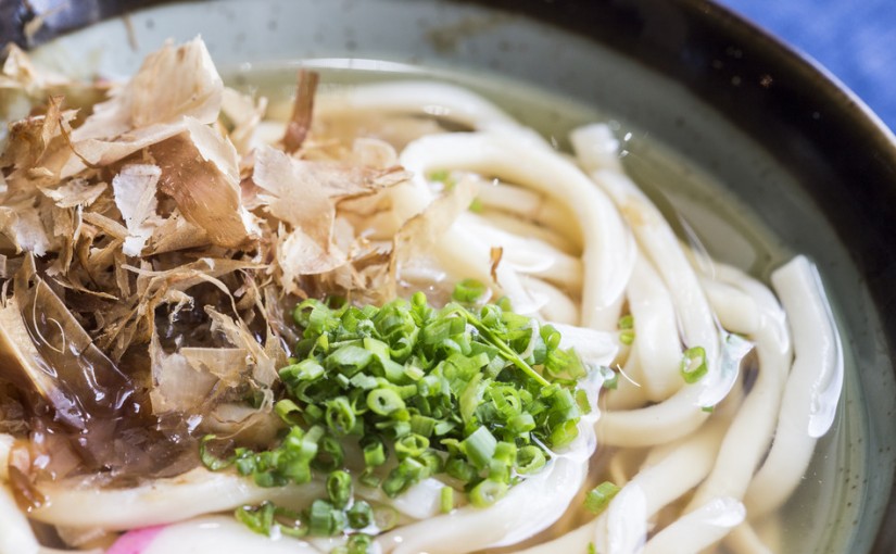 Soupe piquante aux nouilles UDON - Inspiration coréenne - Le Riz Jaune 